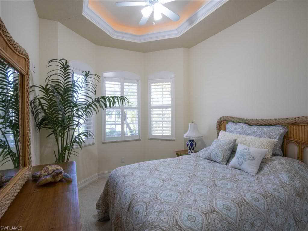 774 105th Ave N, Naples, FL 34108-19