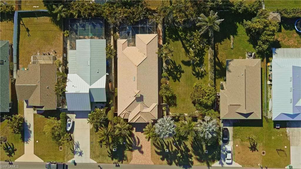 774 105th Ave N, Naples, FL 34108-32