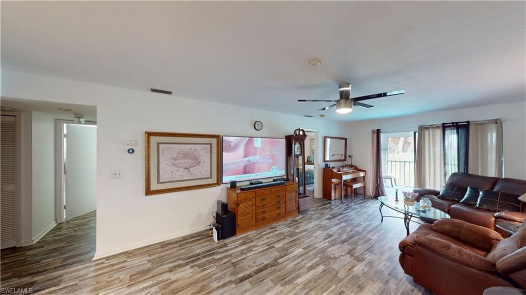 2231 5th St 207, Lehigh Acres, FL 33936-10