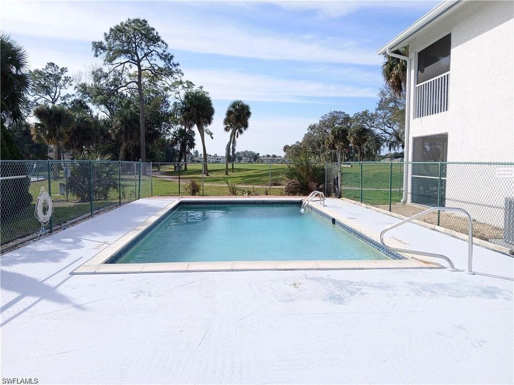 2231 5th St 207, Lehigh Acres, FL 33936-17