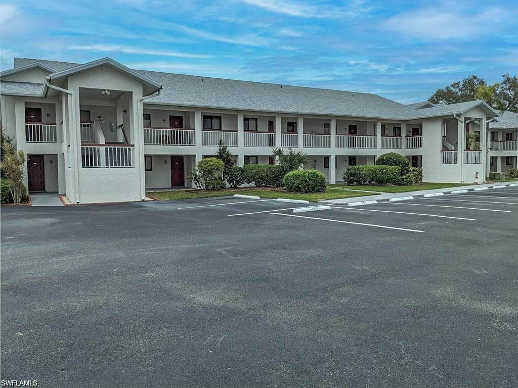 2231 5th St 207, Lehigh Acres, FL 33936-1