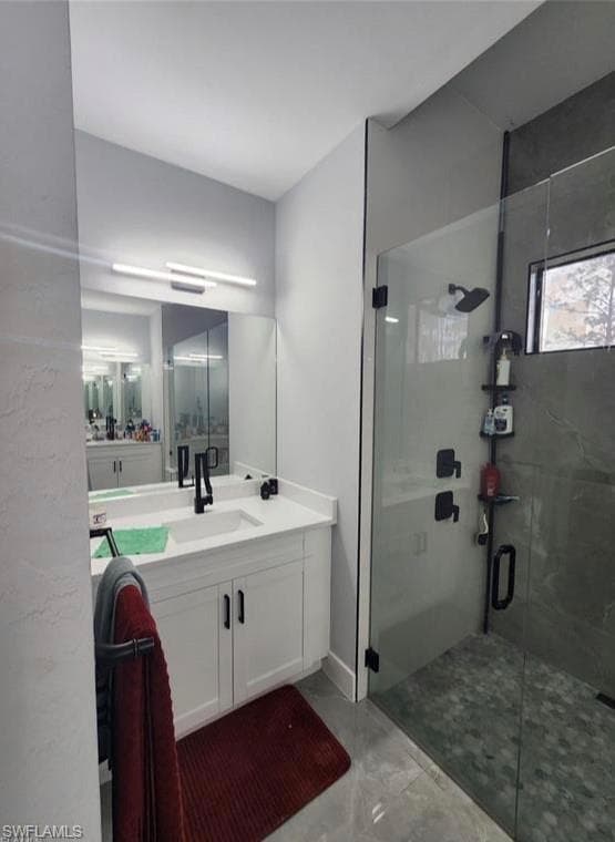 2740 35th Ave NE, Naples, FL 34120-10
