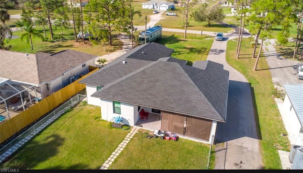 2740 35th Ave NE, Naples, FL 34120-20