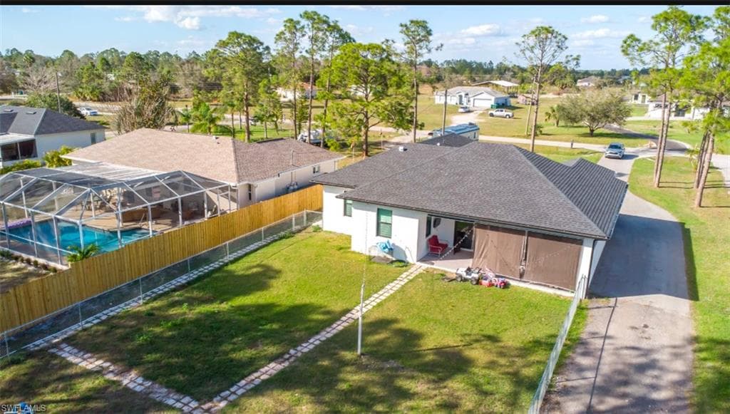 2740 35th Ave NE, Naples, FL 34120-4