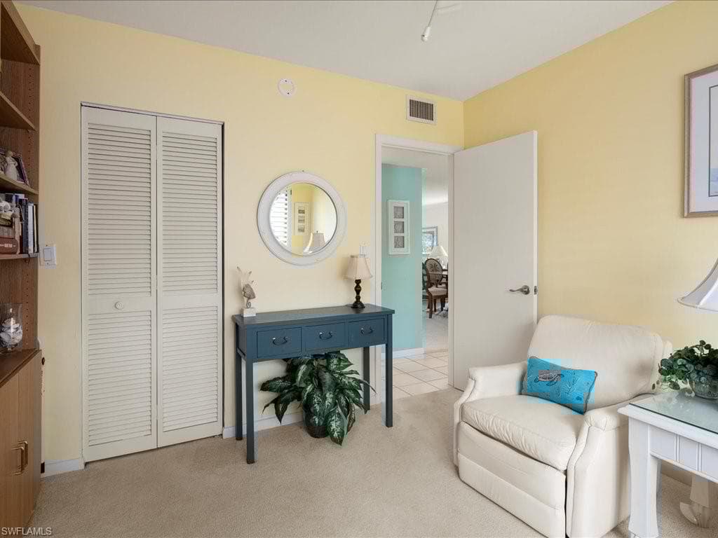 1802 Kings Lake Blvd 105, Naples, FL 34112-22