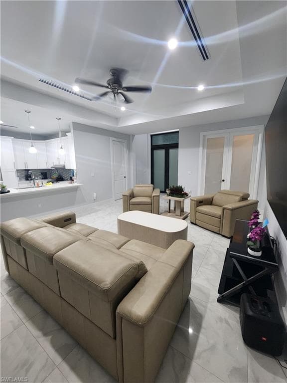 2406 37th Ave NE, Naples, FL 34120-12