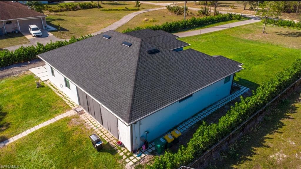2406 37th Ave NE, Naples, FL 34120-32