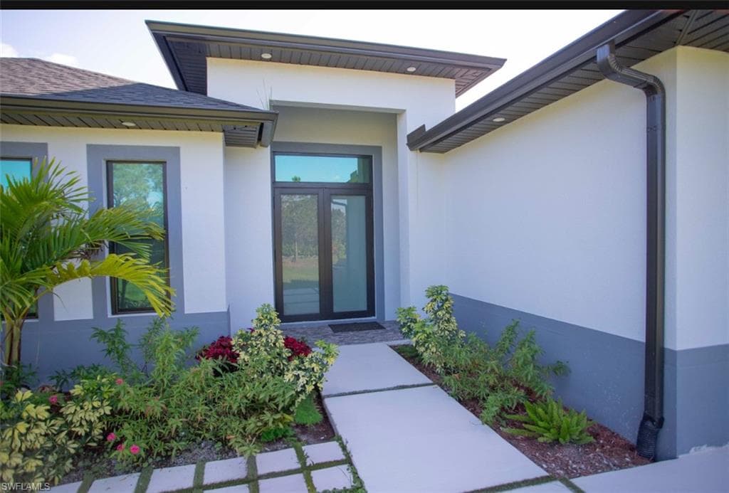 2406 37th Ave NE, Naples, FL 34120-5