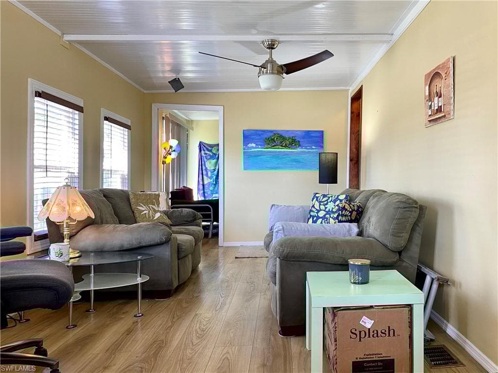 16 Garnet Dr 16g, Naples, FL 34114-9