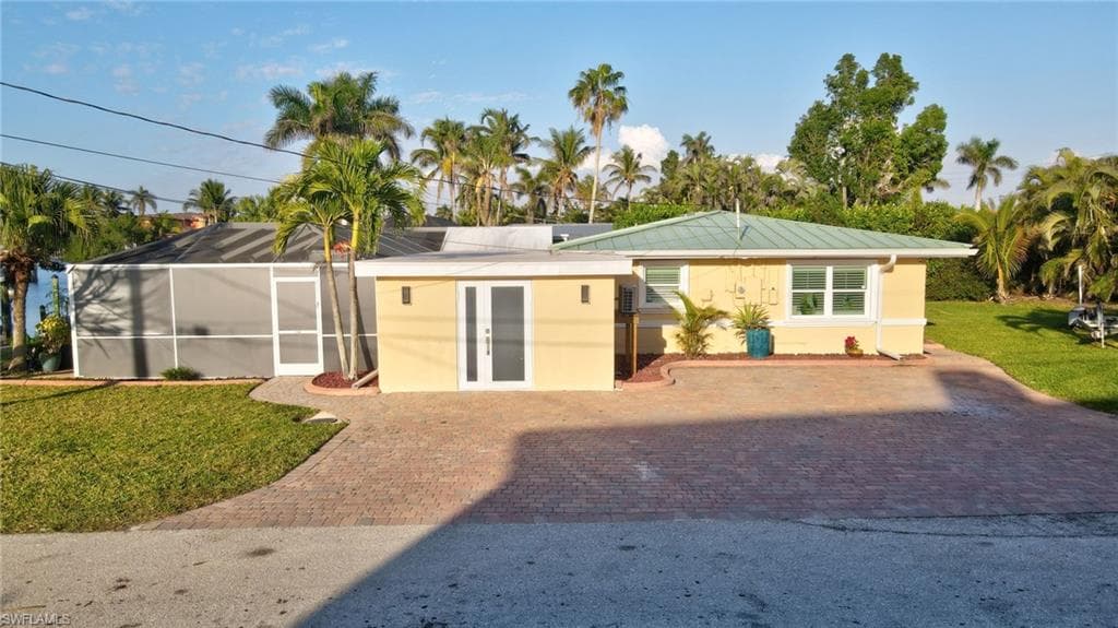 14330 Mcgregor Blvd, Fort Myers, FL 33919-12