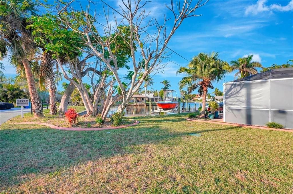 14330 Mcgregor Blvd, Fort Myers, FL 33919-14