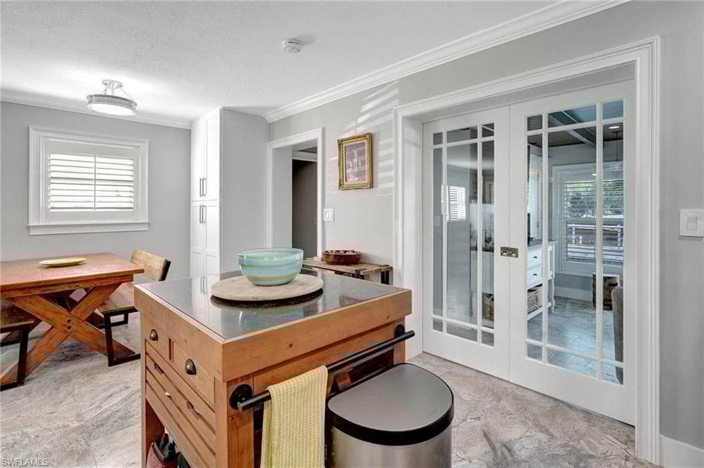 14330 Mcgregor Blvd, Fort Myers, FL 33919-22