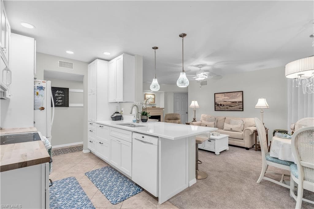 7306 Ascot Ct 2, Naples, FL 34104-9