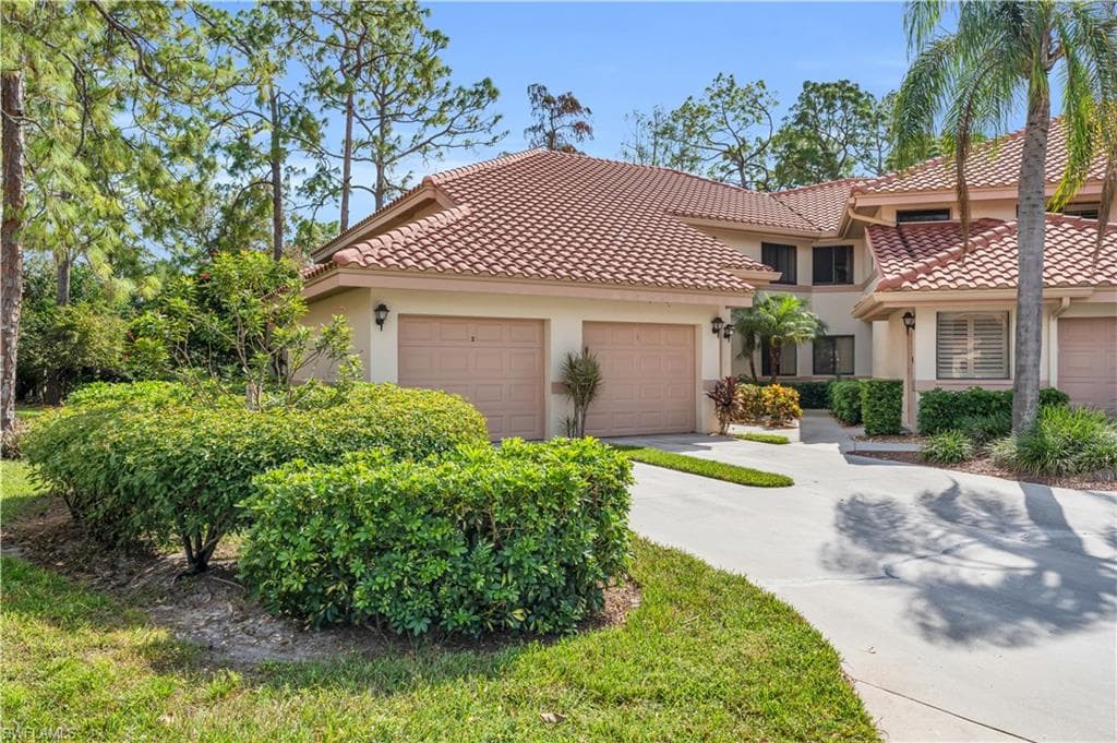 7306 Ascot Ct 2, Naples, FL 34104-3