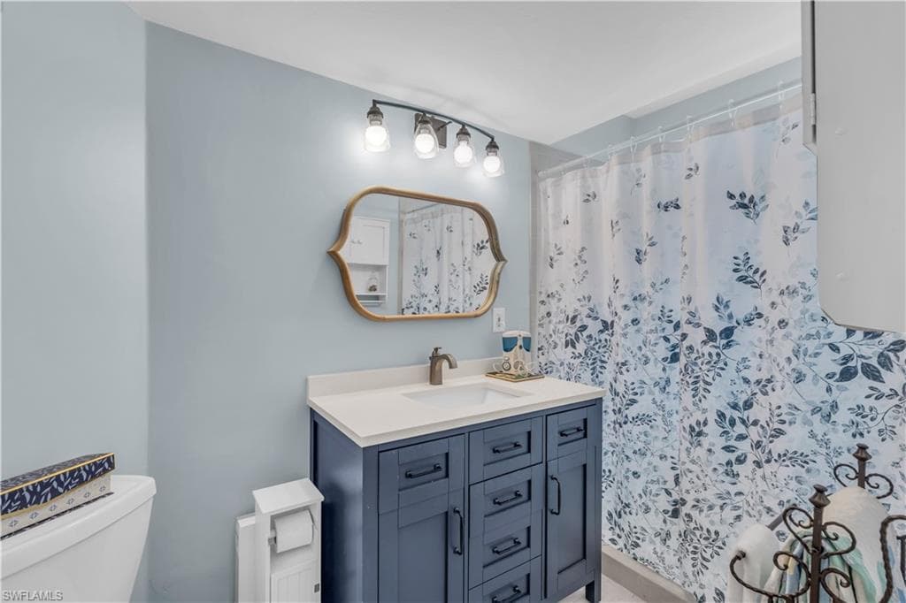 7306 Ascot Ct 2, Naples, FL 34104-6