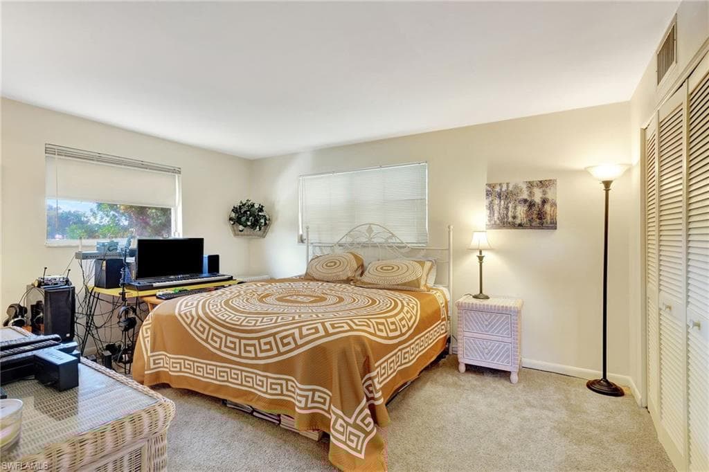 657 Palm View Dr A3, Naples, FL 34110-20