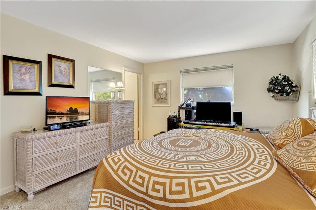 657 Palm View Dr A3, Naples, FL 34110-21