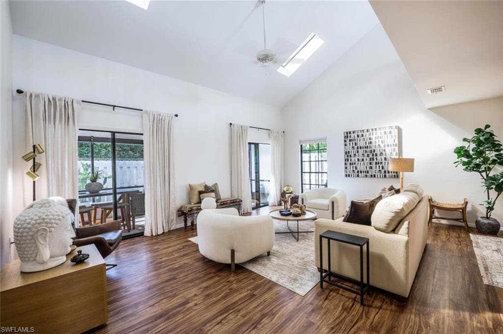 780 Meadowland Dr H, Naples, FL 34108-5