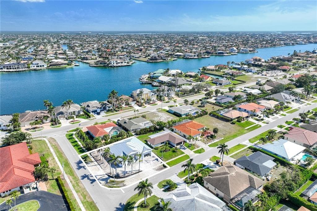 101 Beachcomber St, Marco Island, FL 34145-15