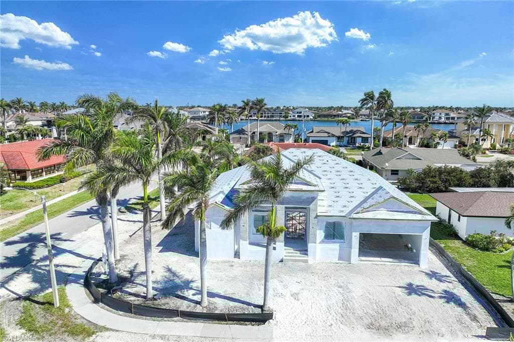 101 Beachcomber St, Marco Island, FL 34145-3