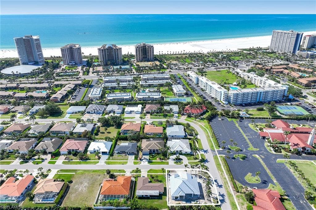 101 Beachcomber St, Marco Island, FL 34145-5