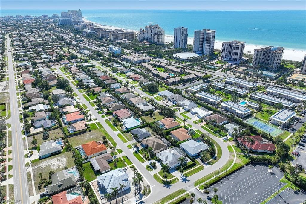 101 Beachcomber St, Marco Island, FL 34145-7