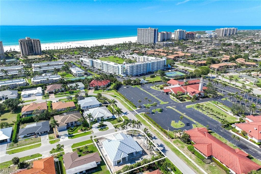 101 Beachcomber St, Marco Island, FL 34145-8