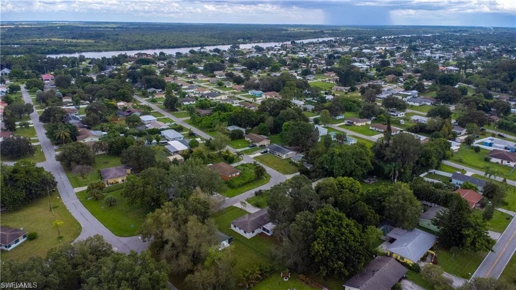 2330 Caladium Rd, Fort Myers, FL 33905-16