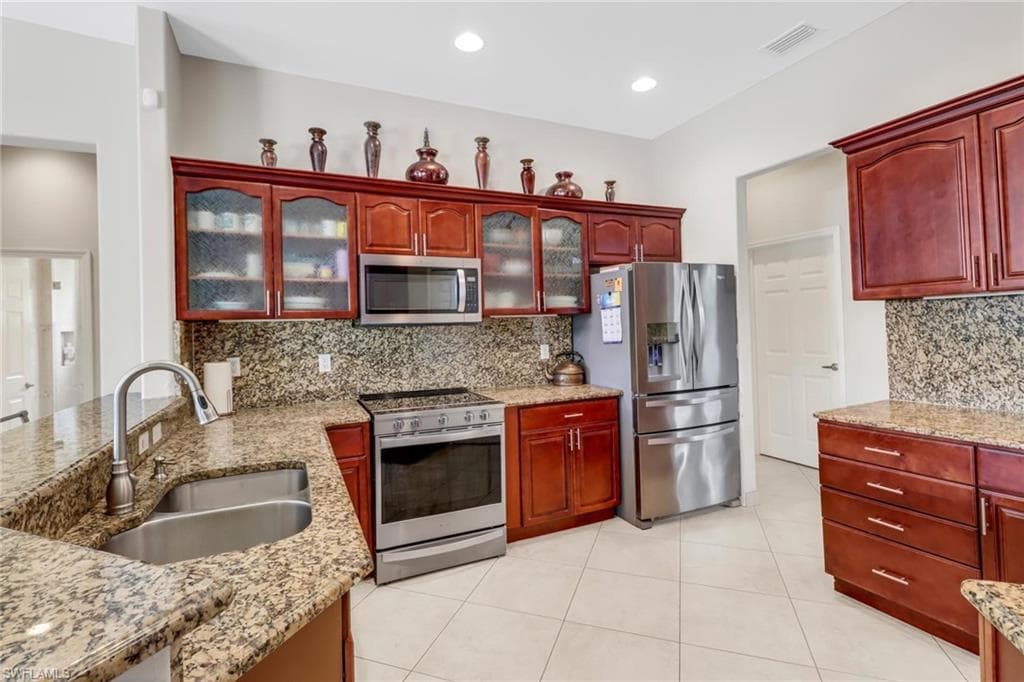 1911 47th Ave NE, Naples, FL 34120-14