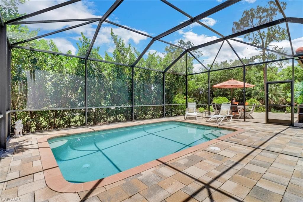 1911 47th Ave NE, Naples, FL 34120-29