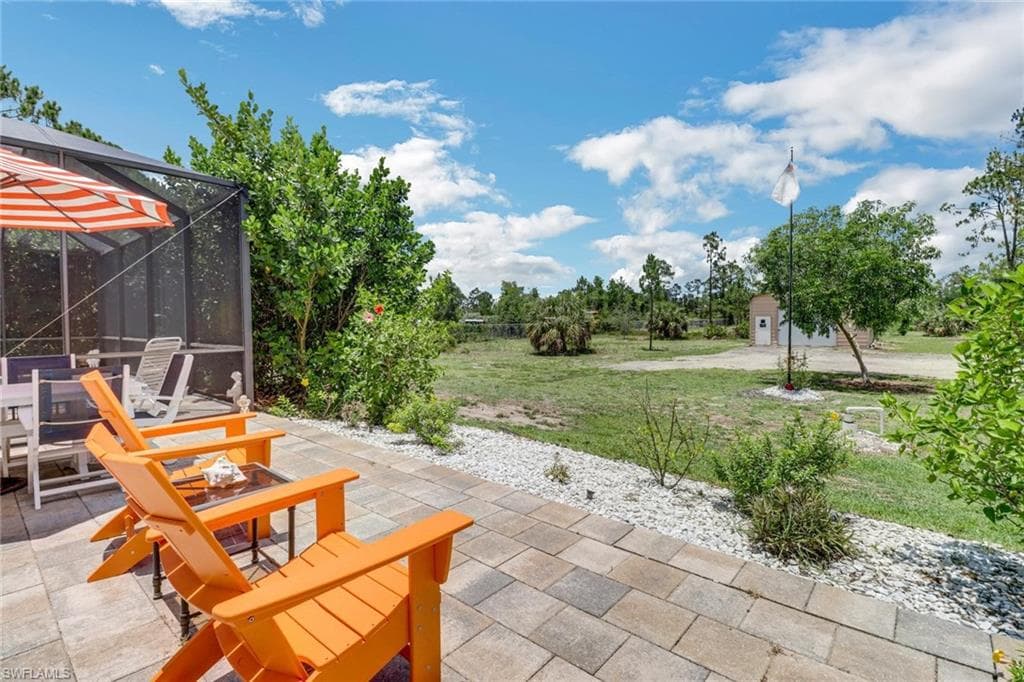 1911 47th Ave NE, Naples, FL 34120-33
