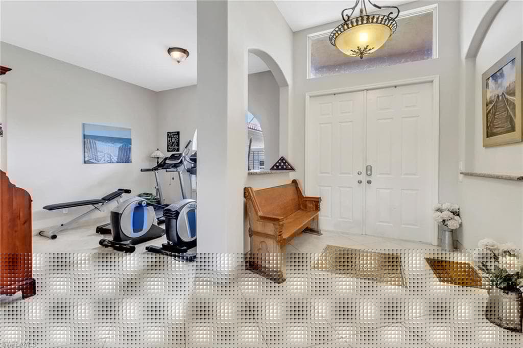 1911 47th Ave NE, Naples, FL 34120-6