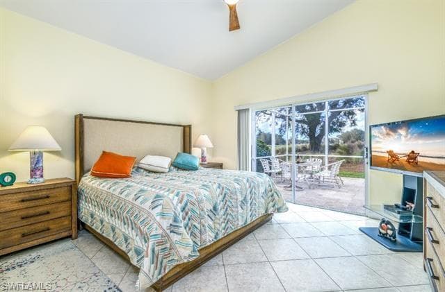 66 Fountain Cir, Naples, FL 34119-16