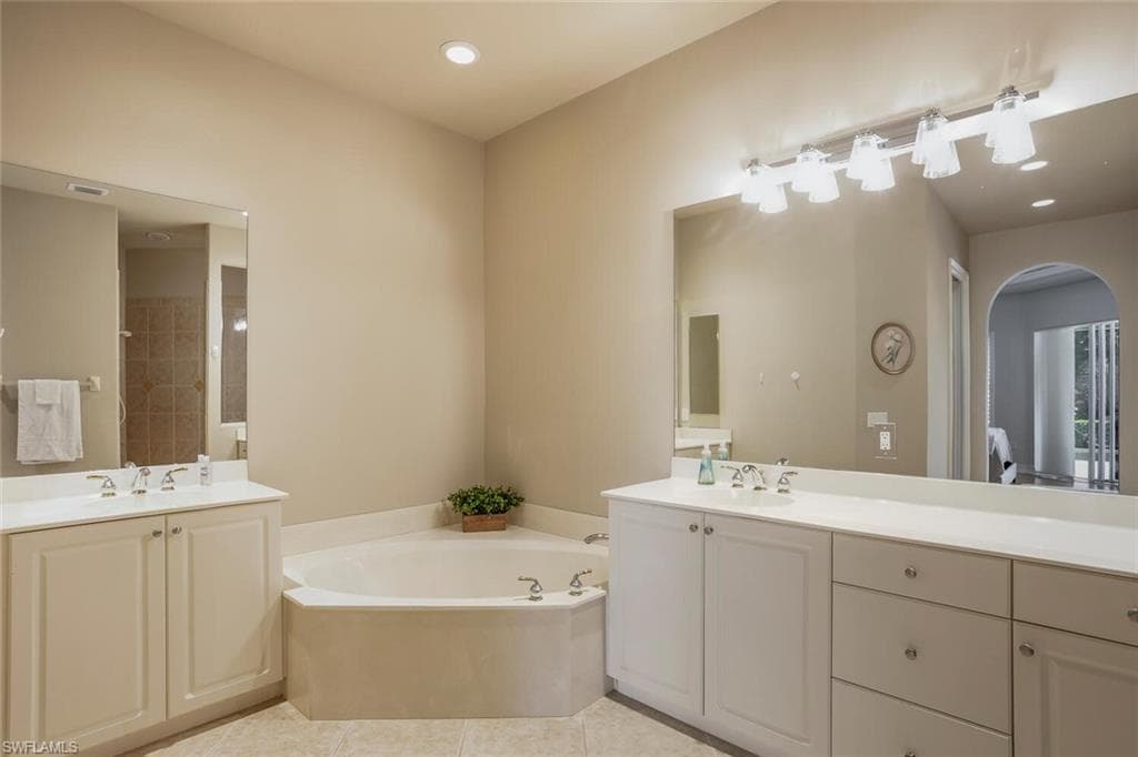3178 Santorini Ct, Naples, FL 34119-18