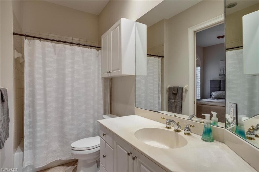 3178 Santorini Ct, Naples, FL 34119-19