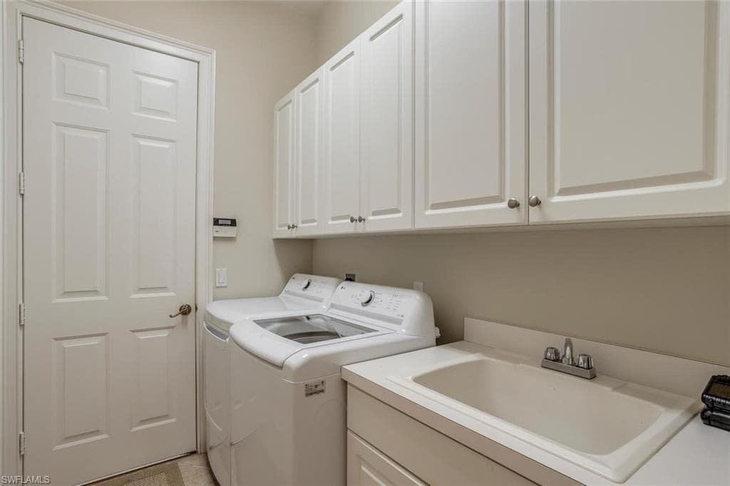 3178 Santorini Ct, Naples, FL 34119-21