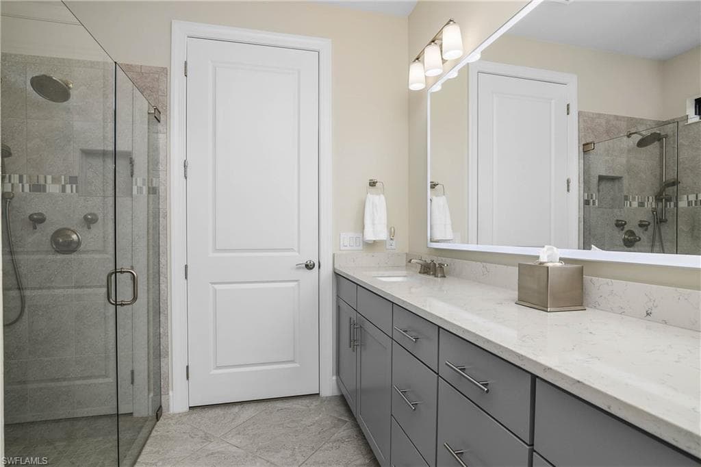 19100 Marquesa Dr, Fort Myers, FL 33913-28