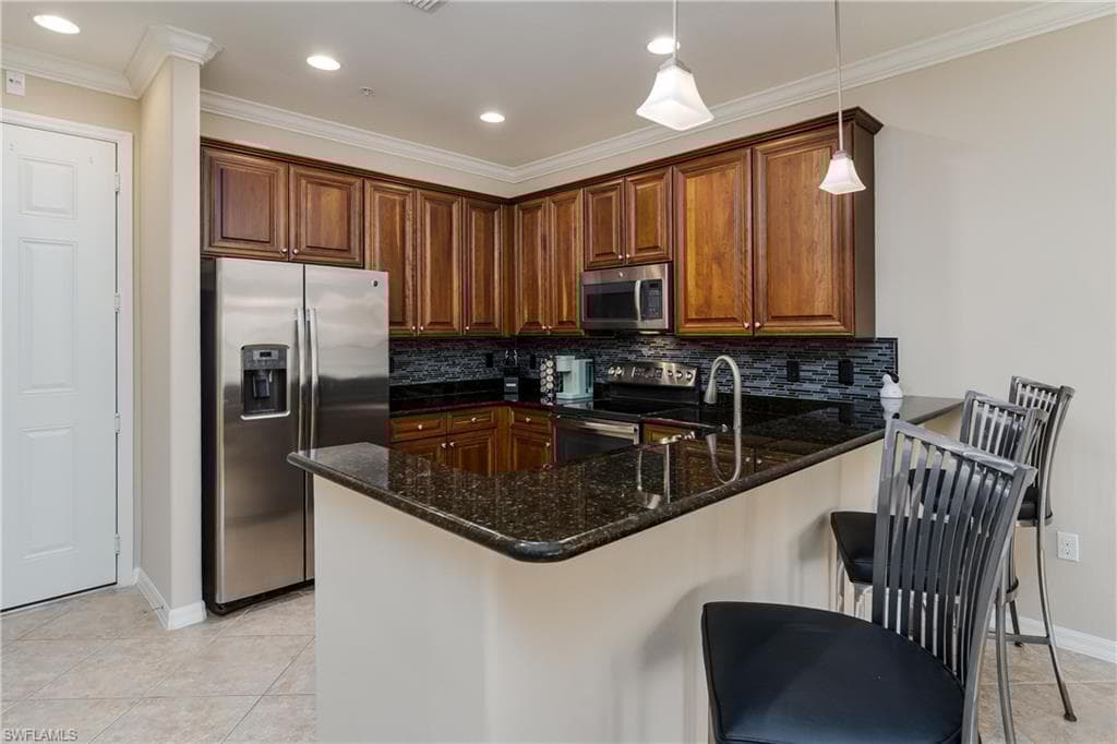 9051 Capistrano St N 4302, Naples, FL 34113-9