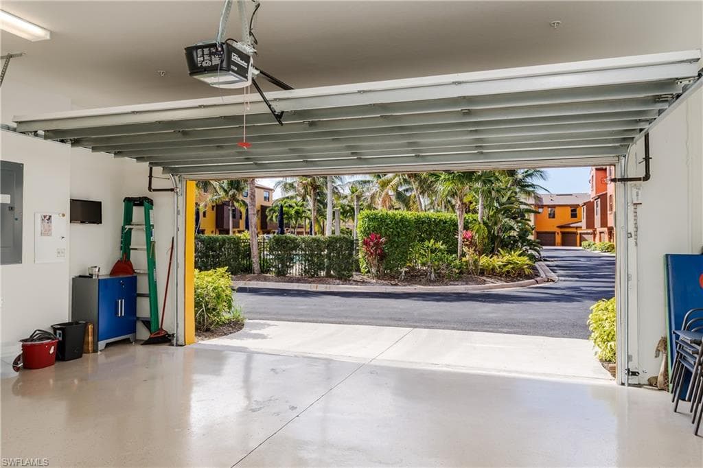 9051 Capistrano St N 4302, Naples, FL 34113-23