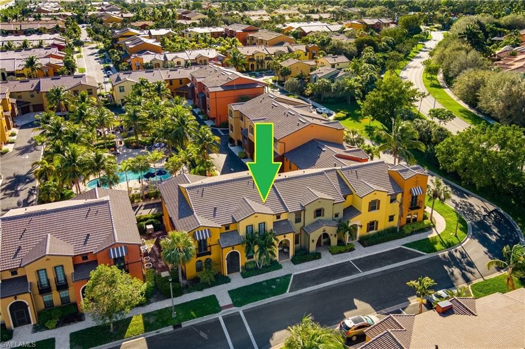 9051 Capistrano St N 4302, Naples, FL 34113-32