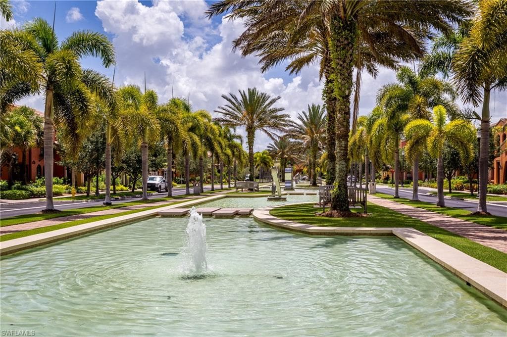 9051 Capistrano St N 4302, Naples, FL 34113-37