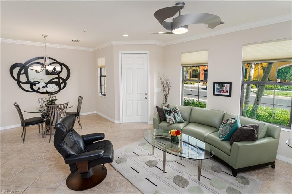 9051 Capistrano St N 4302, Naples, FL 34113-4