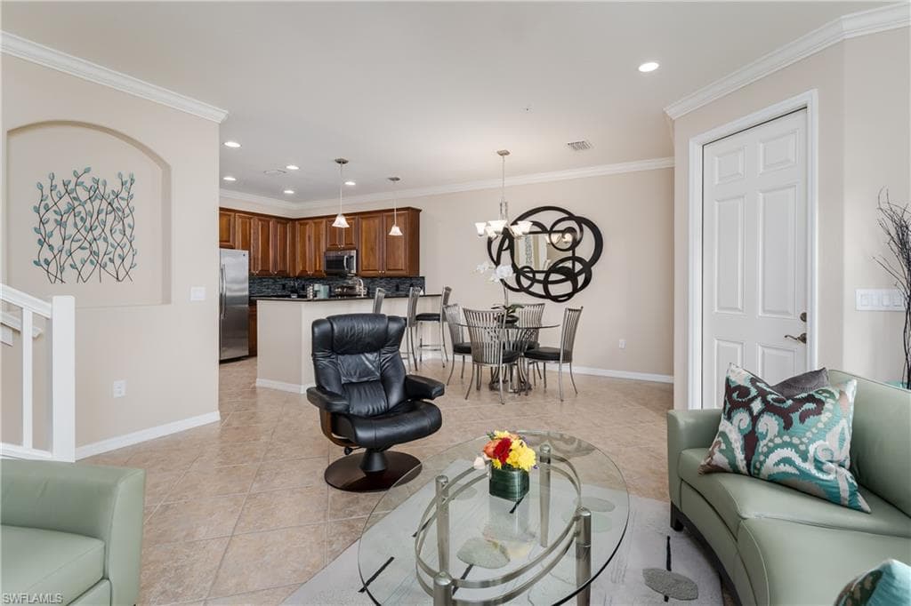 9051 Capistrano St N 4302, Naples, FL 34113-5