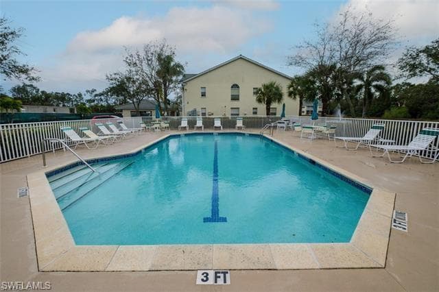 4925 Sandra Bay Dr 201, Naples, FL 34109-17