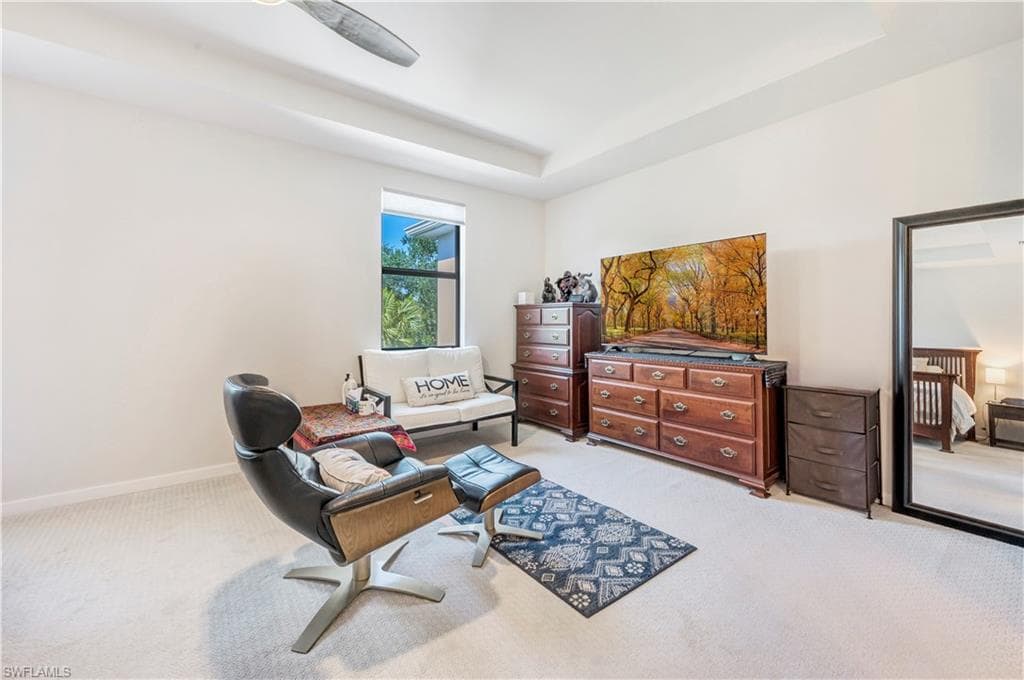 12993 Pembroke Dr, Naples, FL 34105-17