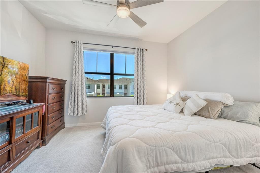 12993 Pembroke Dr, Naples, FL 34105-21