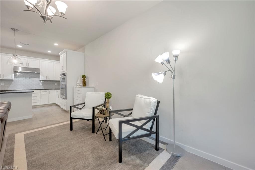 12993 Pembroke Dr, Naples, FL 34105-6