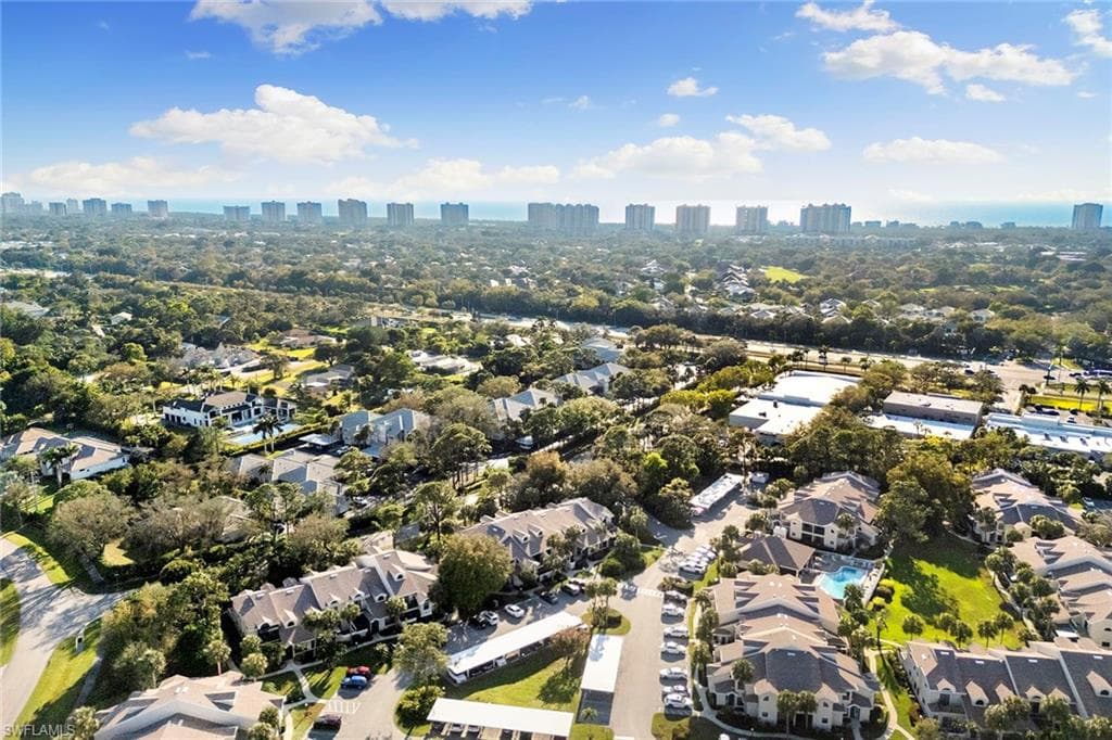 55 Emerald Woods Dr C4, Naples, FL 34108-29