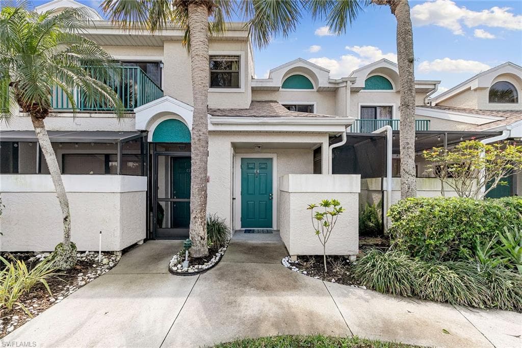 55 Emerald Woods Dr C4, Naples, FL 34108-33