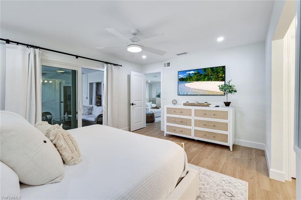 139 Trinidad St, Naples, FL 34113-15